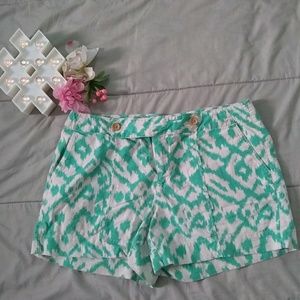 Mint green pattern shorts